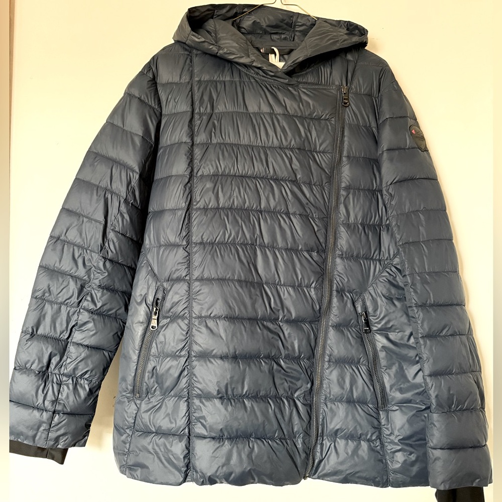 PAJAR Canada Lightweight Navy Winter Jacket. Size XL. Offset Zipper, packable